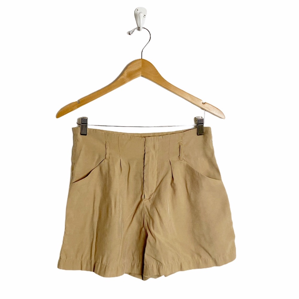 Zara Pocket Shorts in Light Camel Medium